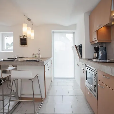 Welcome In - Neuastenbergerstrasse 4, Winterberg-neuastenberg