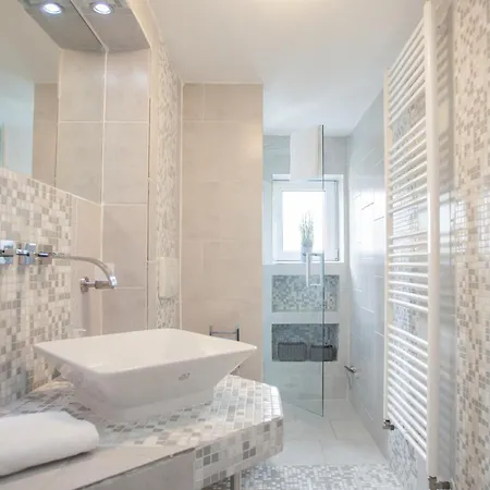 Welcome In - Neuastenbergerstrasse 4, Winterberg-neuastenberg Winterberg